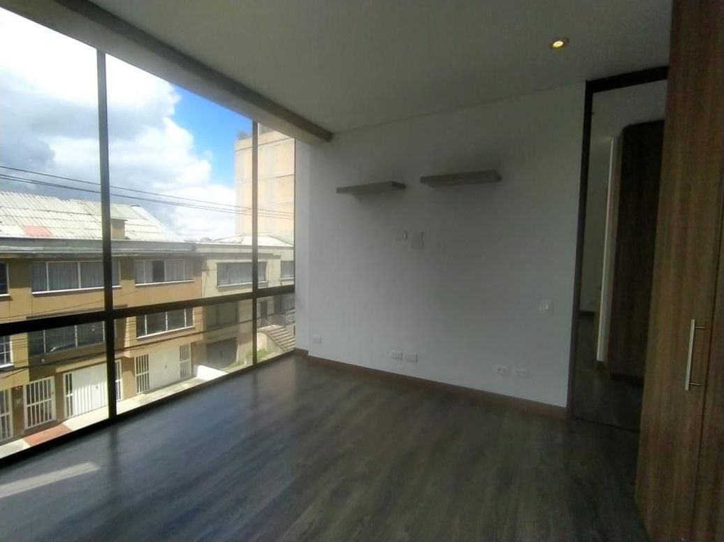 Apartamento de 2 alcobas en venta en La Salle, Bogotá, 67 m² · foto 8 de 20