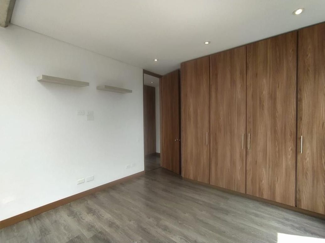 Apartamento de 2 alcobas en venta en La Salle, Bogotá, 67 m² · foto 9 de 20