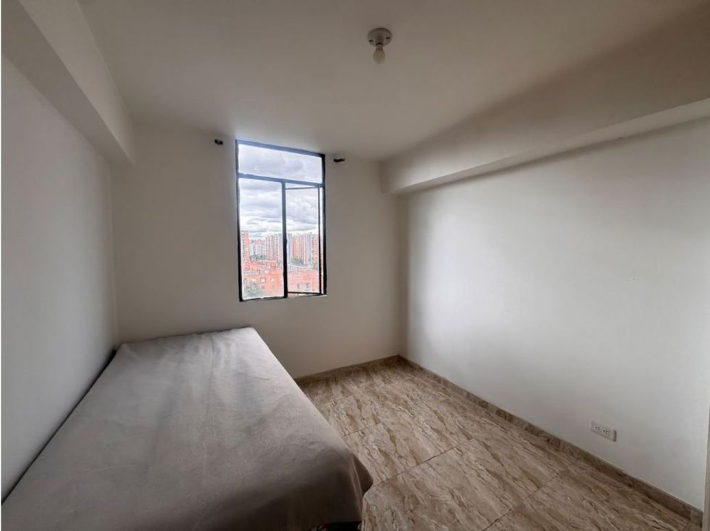 Apartamento de 3 alcobas en venta en Centro Fontibon, Bogotá, 67 m² · foto 10 de 18