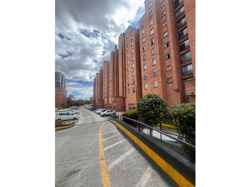 Apartamento de 3 alcobas en venta en Centro Fontibon, Bogotá, 67 m² · foto 18 de 18