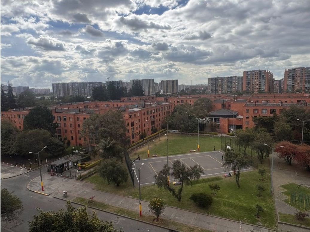 Apartamento de 3 alcobas en venta en Centro Fontibon, Bogotá, 67 m² · foto 17 de 18