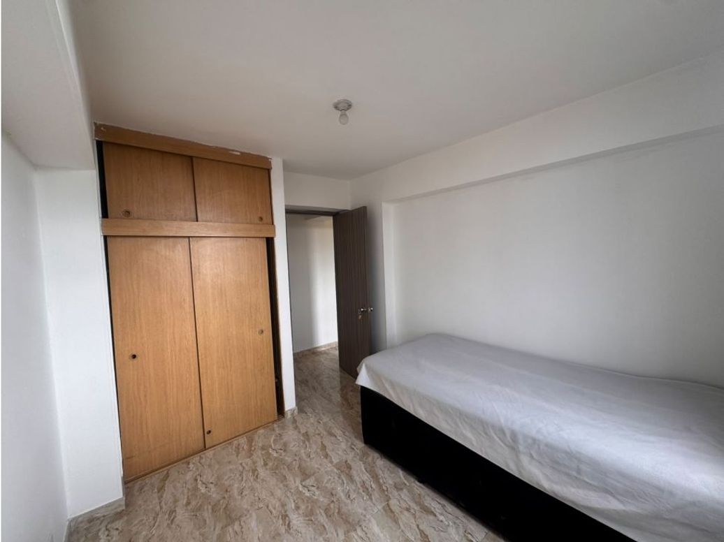 Apartamento de 3 alcobas en venta en Centro Fontibon, Bogotá, 67 m² · foto 9 de 18
