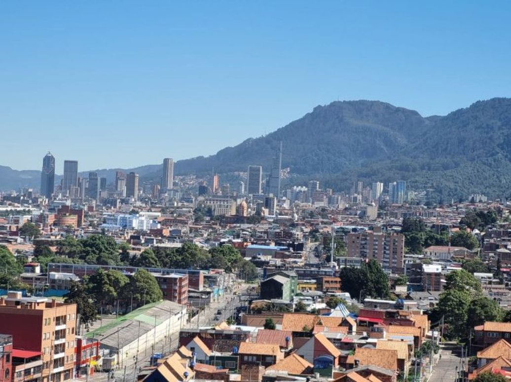 Apartamento de 2 alcobas en venta en Ub. San Luis, Bogotá, 45 m² · foto 16 de 16