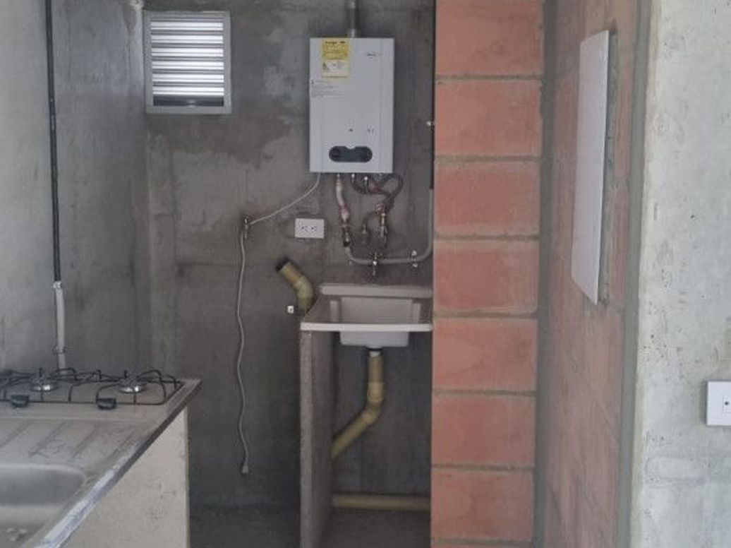 Apartamento de 2 alcobas en venta en Ub. San Luis, Bogotá, 45 m² · foto 4 de 16
