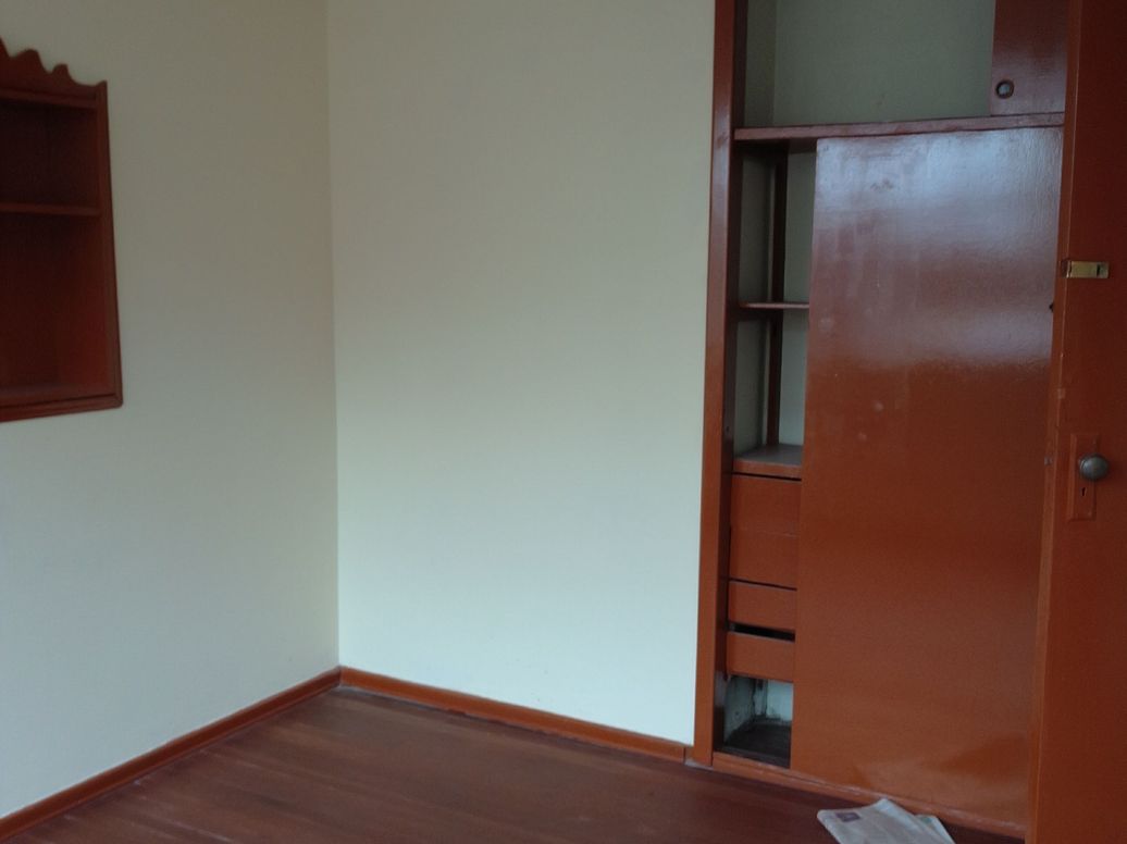 Casa de 5 alcobas en venta en Ricaurte, Bogotá, 251 m² · foto 6 de 20