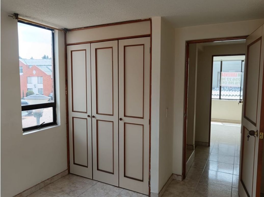 Casa de 3 alcobas en venta en Quintas De Santa Bárbara, Bogotá, 85 m² · foto 13 de 16