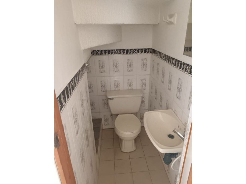 Casa de 3 alcobas en venta en Quintas De Santa Bárbara, Bogotá, 85 m² · foto 11 de 16