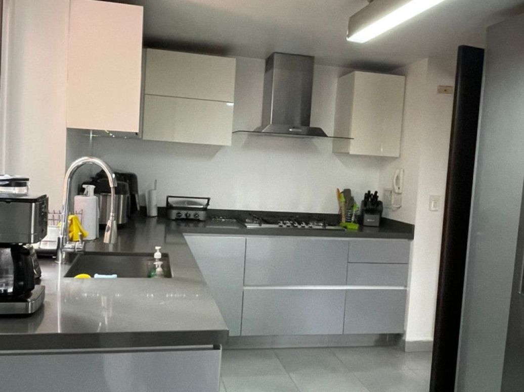 Apartamento de 3 alcobas en venta en Mónaco, Bogotá, 169 m² · foto 9 de 20