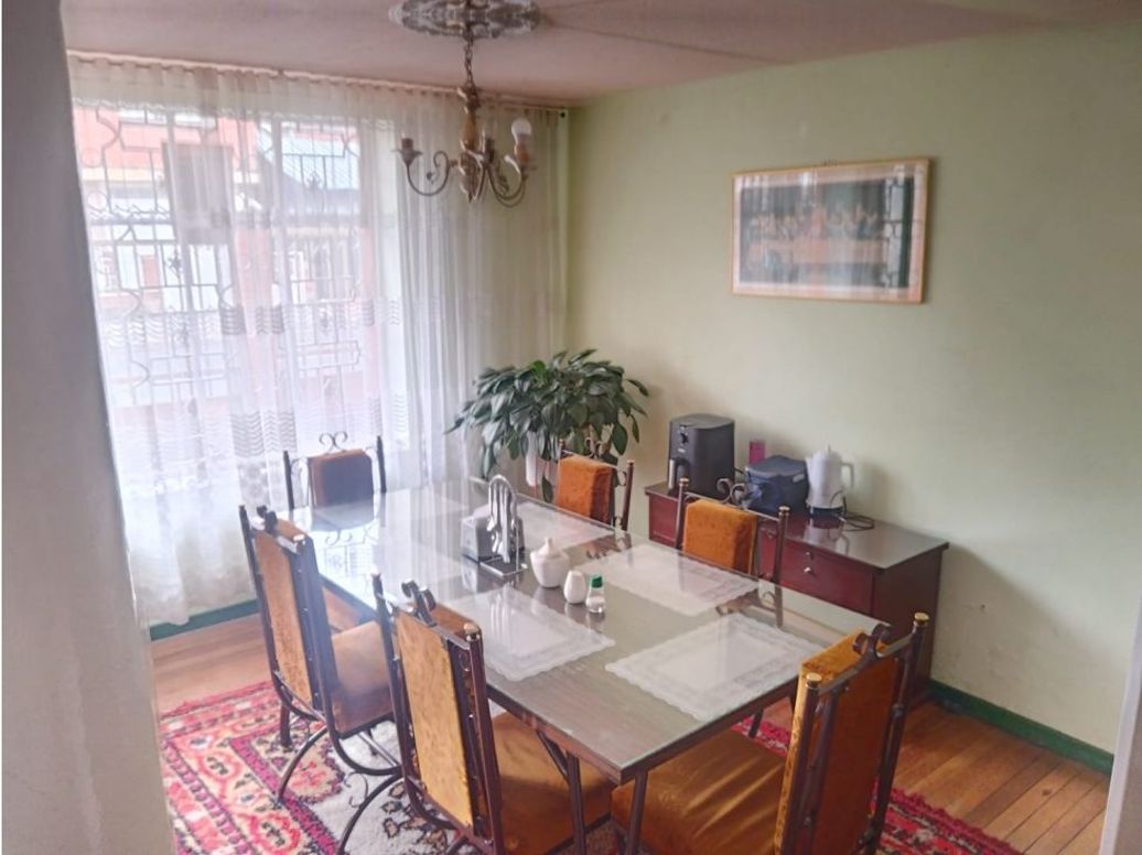 Casa de 5 alcobas en venta en José Joaquín Vargas, Bogotá, 195 m² · foto 9 de 15