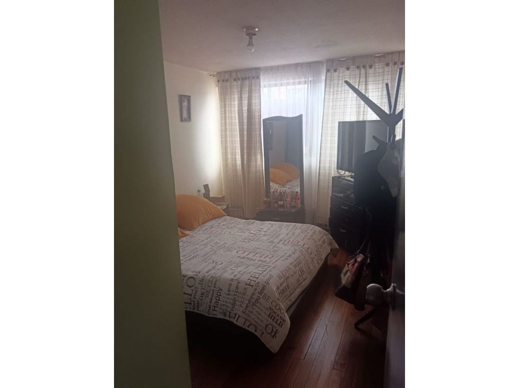 Casa de 5 alcobas en venta en José Joaquín Vargas, Bogotá, 195 m² · foto 12 de 15