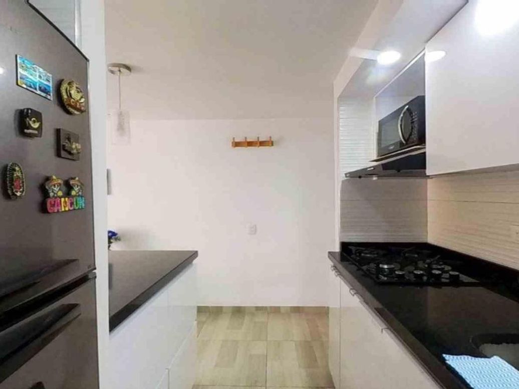 Apartamento de 2 alcobas en venta en Fontibón Centro, Bogotá, 42 m² · foto 9 de 20