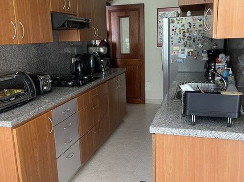 Apartamento de 3 alcobas en venta en Los Alpes, Bogotá, 228 m² · foto 13 de 20