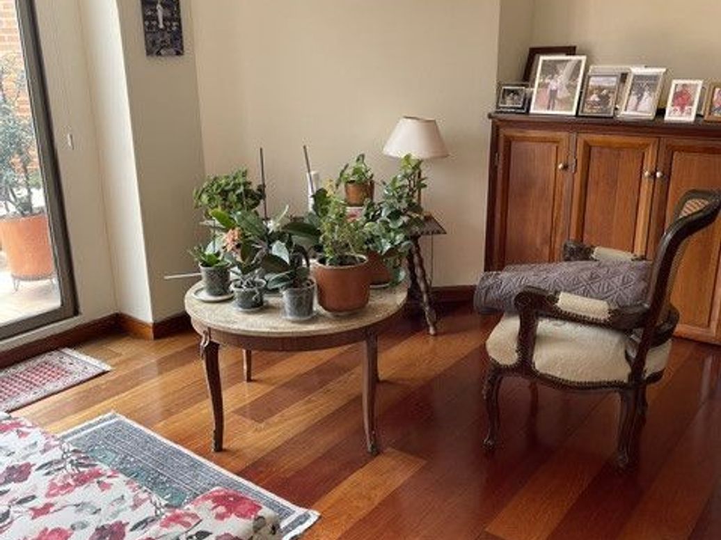 Apartamento de 3 alcobas en venta en Los Alpes, Bogotá, 228 m² · foto 18 de 20
