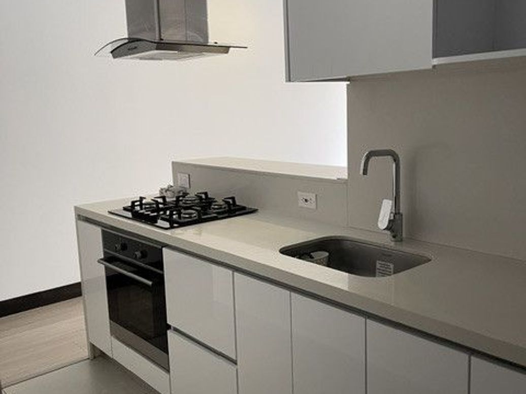 APARTAESTUDIO EN ARRIENDO en Bella Suiza