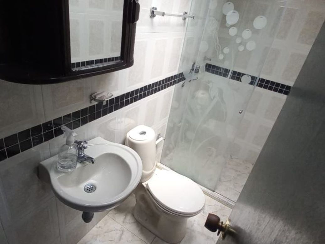 Casa de 4 alcobas en venta en Villas De Granada, Bogotá, 130 m² · foto 16 de 20
