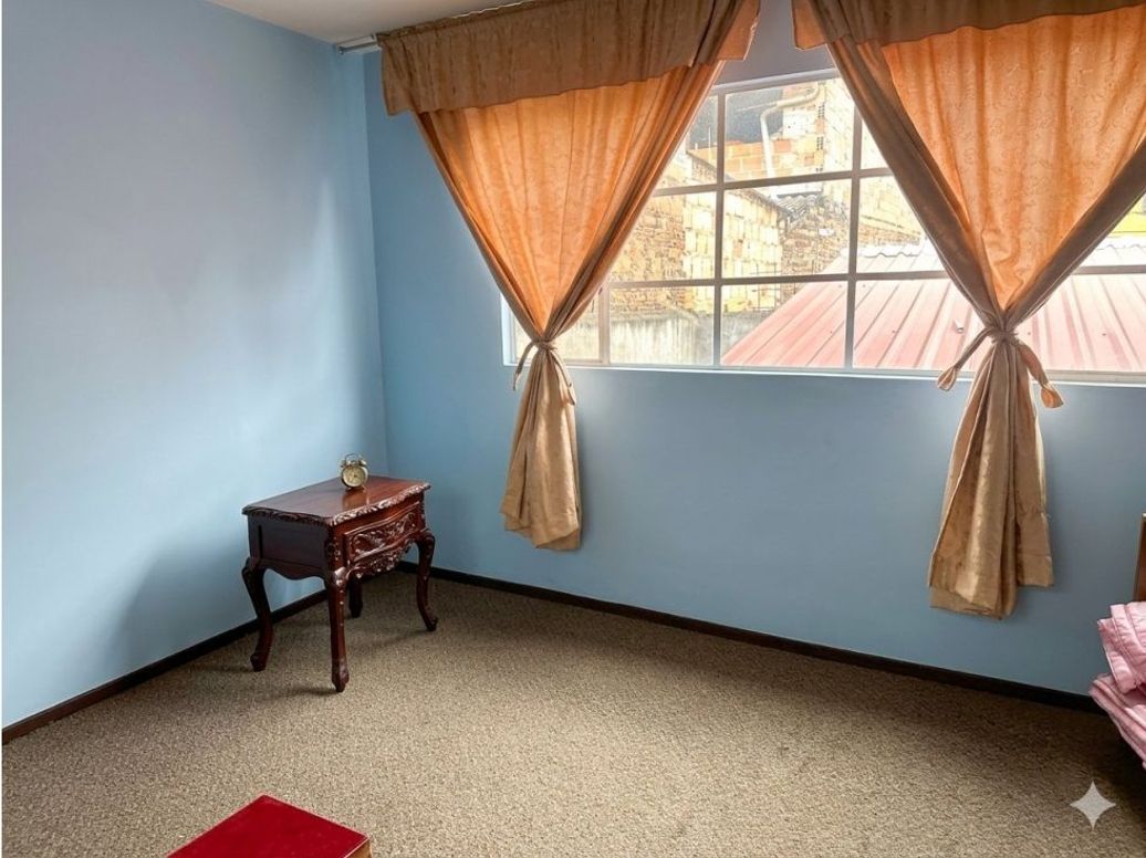 Casa de 5 alcobas en venta en Tunjuelito, Bogotá, 350 m² · foto 15 de 19