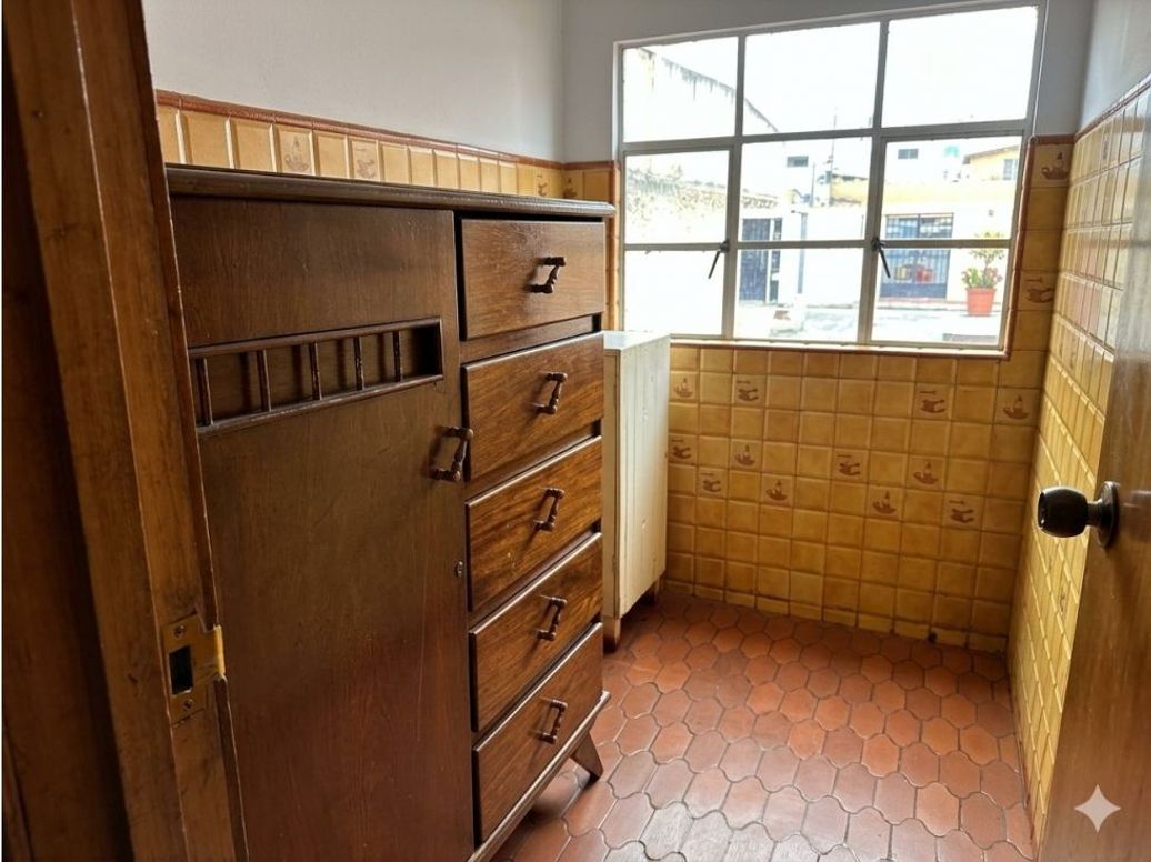 Casa de 5 alcobas en venta en Tunjuelito, Bogotá, 350 m² · foto 14 de 19