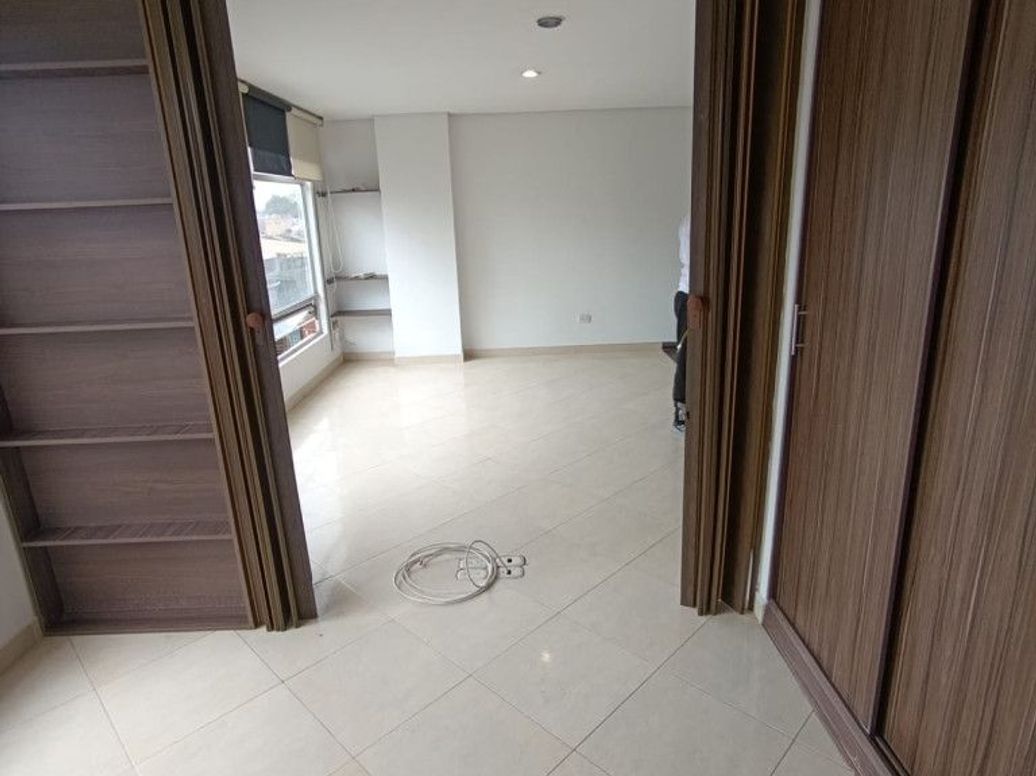 Apartamento de 1 alcoba en venta en La Alqueria, Bogotá, 31 m² · foto 8 de 13