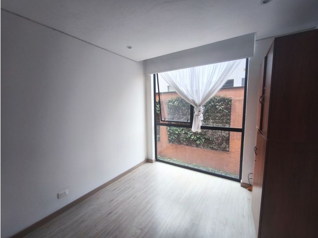 Apartamento de 1 alcoba en venta en Chapinero Alto, Bogotá, 61 m² · foto 10 de 17