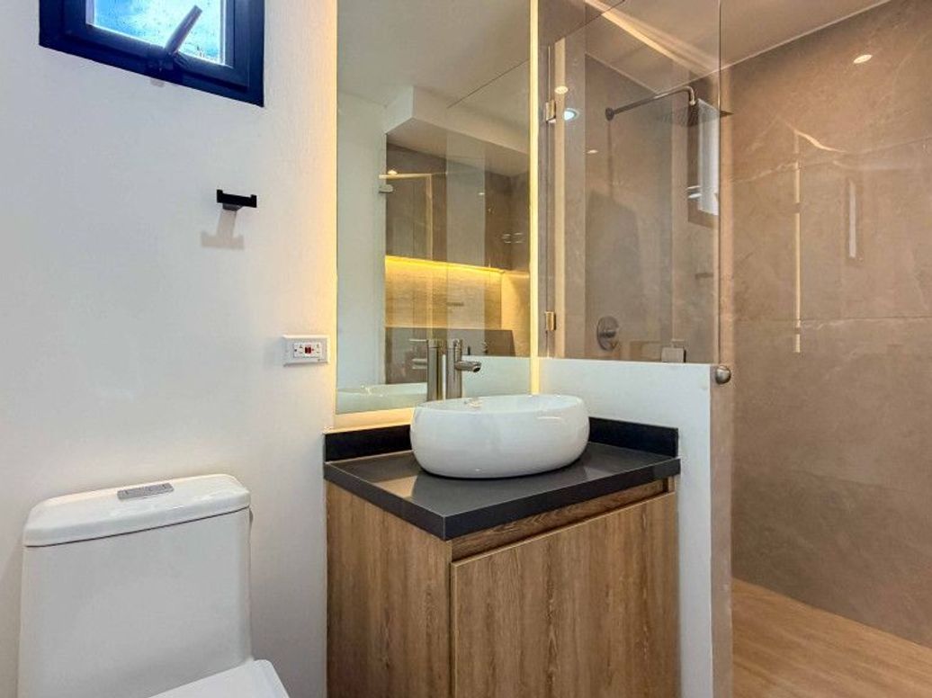 Apartamento de 3 alcobas en arriendo en Chico, Bogotá, 190 m² · foto 15 de 20