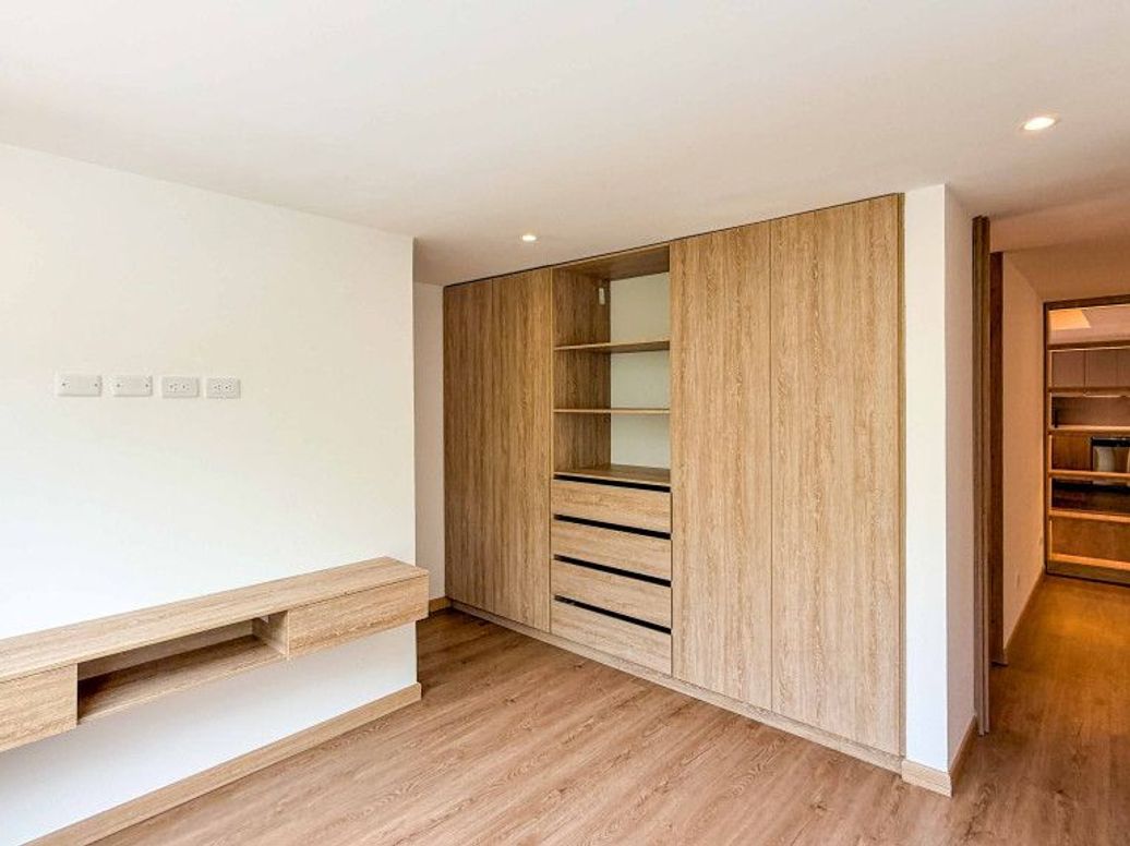 Apartamento de 3 alcobas en arriendo en Chico, Bogotá, 190 m² · foto 14 de 20