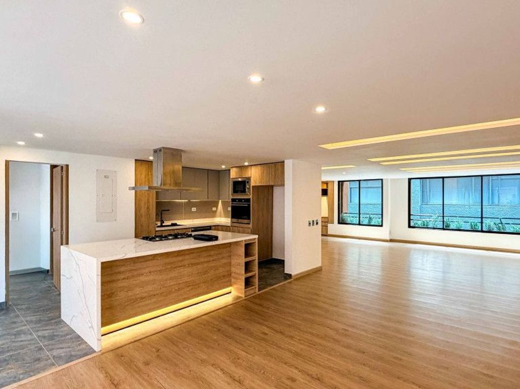 Apartamento de 3 alcobas en arriendo en Chico, Bogotá, 190 m² · foto 6 de 20