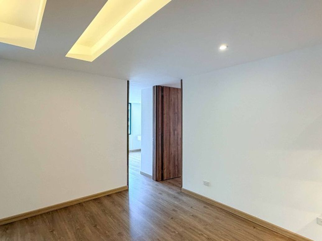 Apartamento de 3 alcobas en arriendo en Chico, Bogotá, 190 m² · foto 9 de 20
