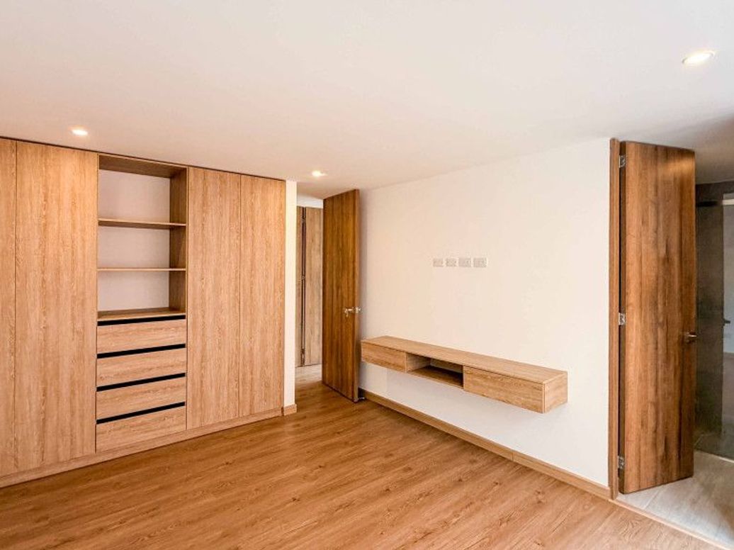 Apartamento de 3 alcobas en arriendo en Chico, Bogotá, 190 m² · foto 11 de 20