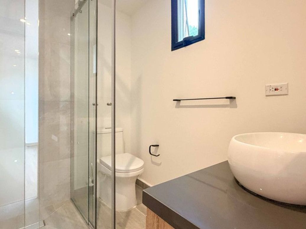 Apartamento de 3 alcobas en arriendo en Chico, Bogotá, 190 m² · foto 12 de 20