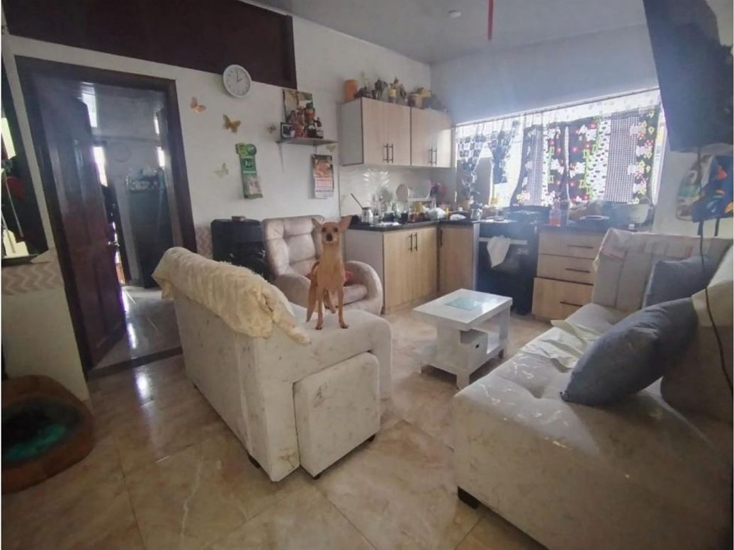 Casa de 10 alcobas en venta en San José Sur, Bogotá, 300 m² · foto 4 de 14