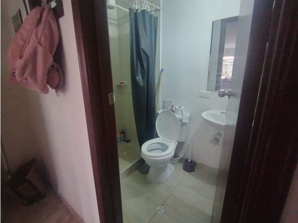 Casa de 10 alcobas en venta en San José Sur, Bogotá, 300 m² · foto 12 de 14