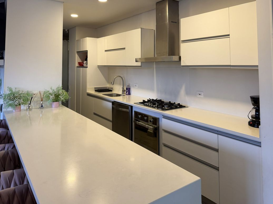 Apartamento de 3 alcobas en venta en Cantalejo, Bogotá, 169 m² · foto 6 de 20