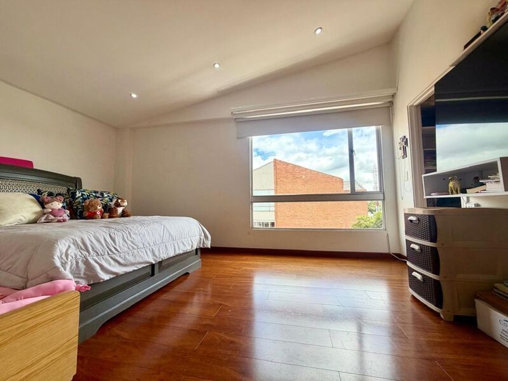 Apartamento de 4 alcobas en venta en El Rosario, Bogotá, 114 m² · foto 10 de 20