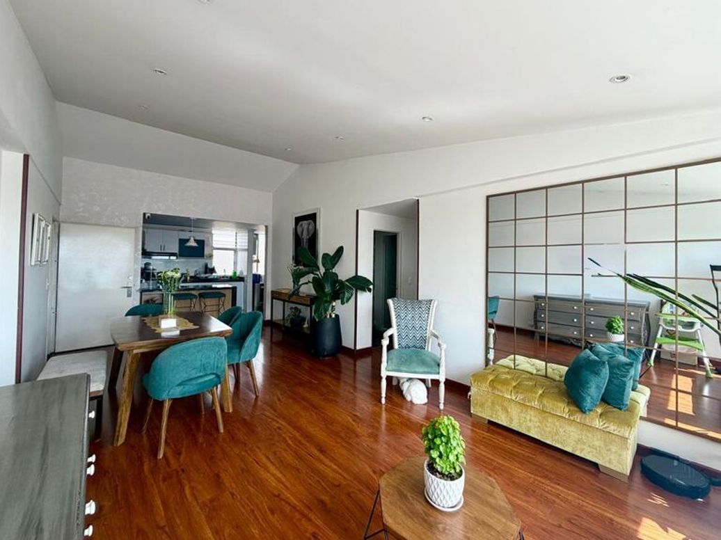 Apartamento de 4 alcobas en venta en El Rosario, Bogotá, 114 m² · foto 2 de 20