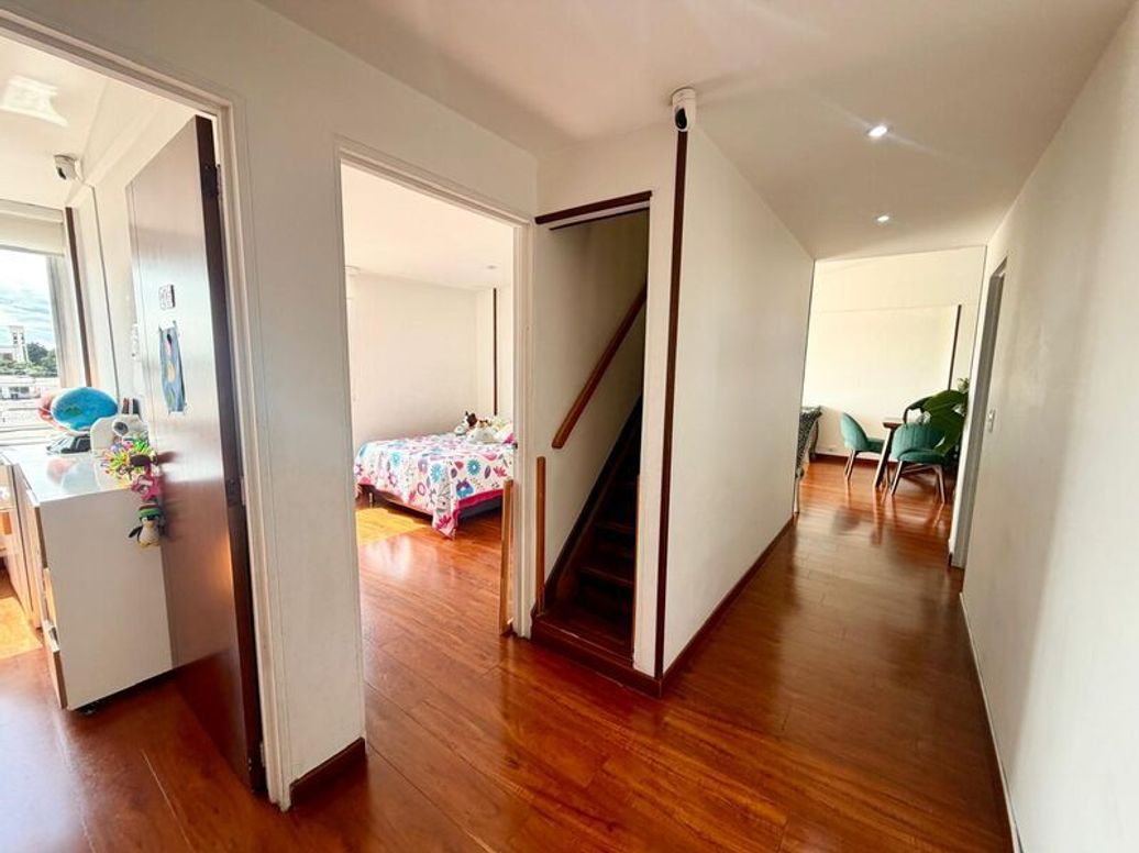 Apartamento de 4 alcobas en venta en El Rosario, Bogotá, 114 m² · foto 8 de 20