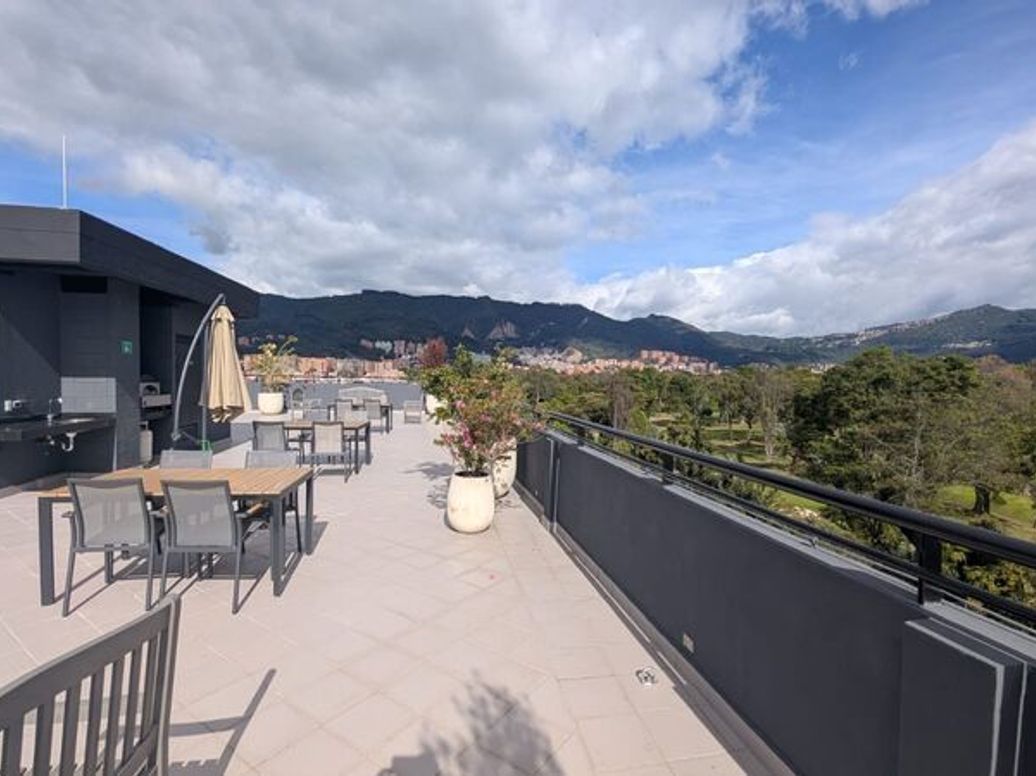 Apartaestudio en venta en Nuevo Contry, Bogotá, 35 m² · foto 18 de 20