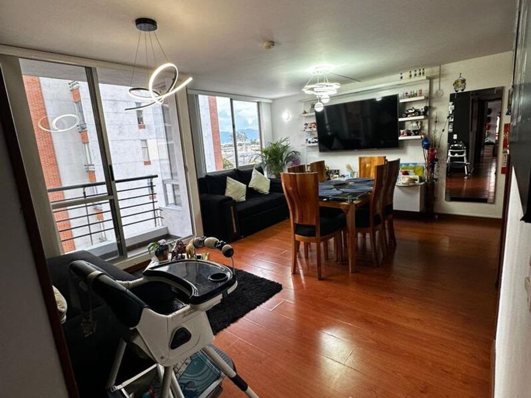 Apartamento de 3 alcobas en venta en Ciudad Techo, Bogotá · foto 2 de 20