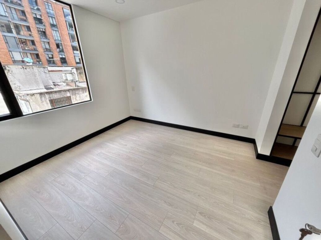 Apartamento de 1 alcoba en venta en Santa Barbara Oriental, Bogotá, 37 m² · foto 12 de 20