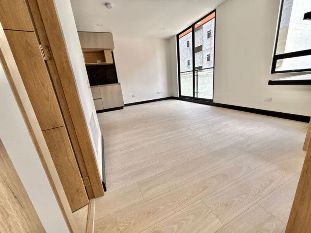 Apartamento de 1 alcoba en venta en Santa Barbara Oriental, Bogotá, 37 m² · foto 4 de 20