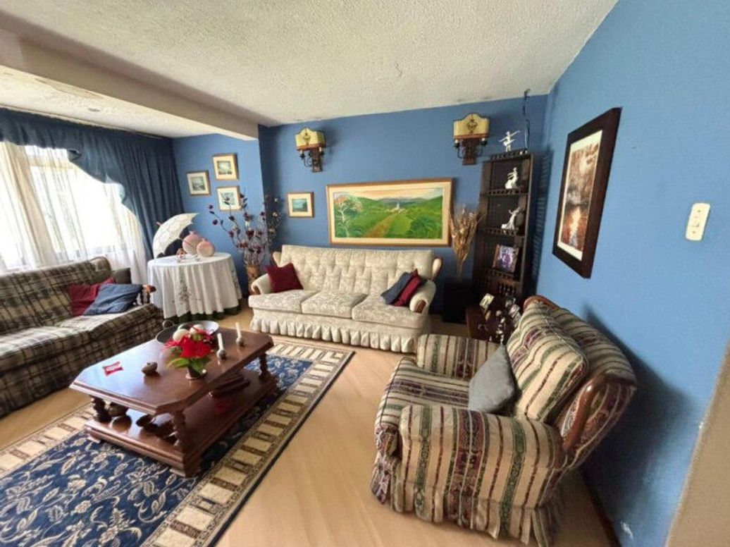 Casa de 4 alcobas en venta en Julio Flórez, Bogotá, 250 m² · foto 3 de 20