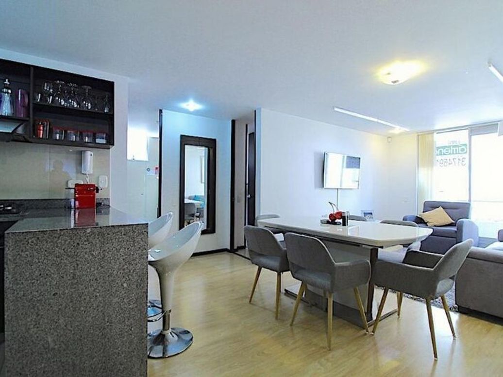 Apartamento de 2 alcobas en venta en Cedro Salazar, Bogotá, 66 m² · foto 3 de 13