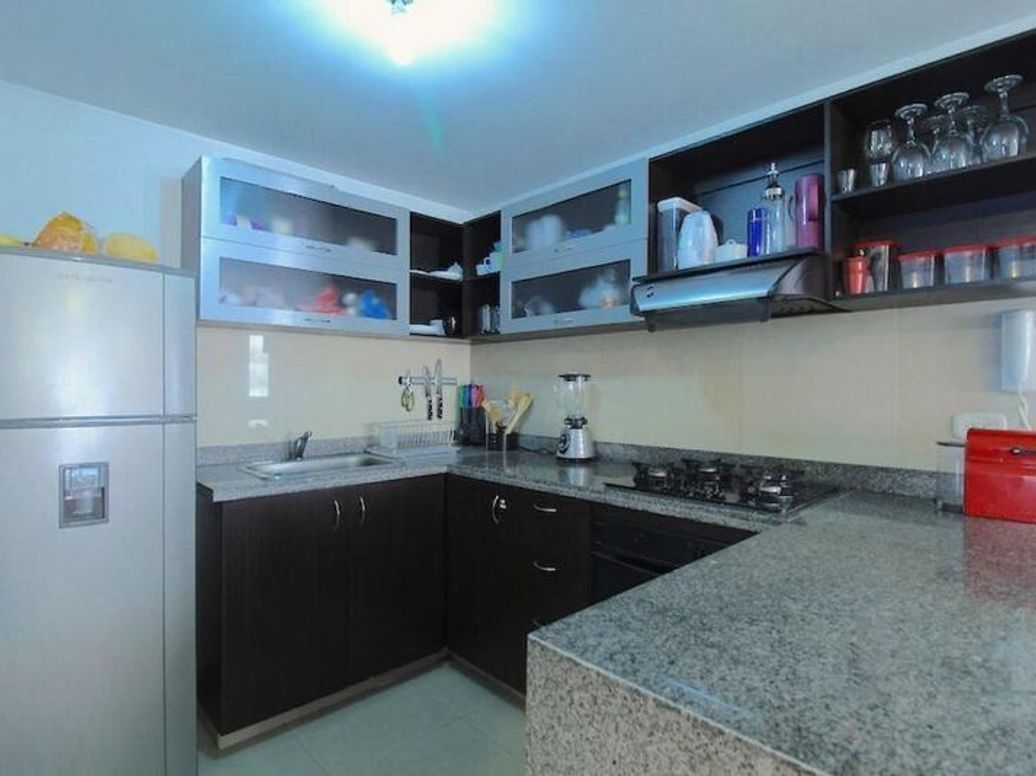 Apartamento de 2 alcobas en venta en Cedro Salazar, Bogotá, 66 m² · foto 5 de 13
