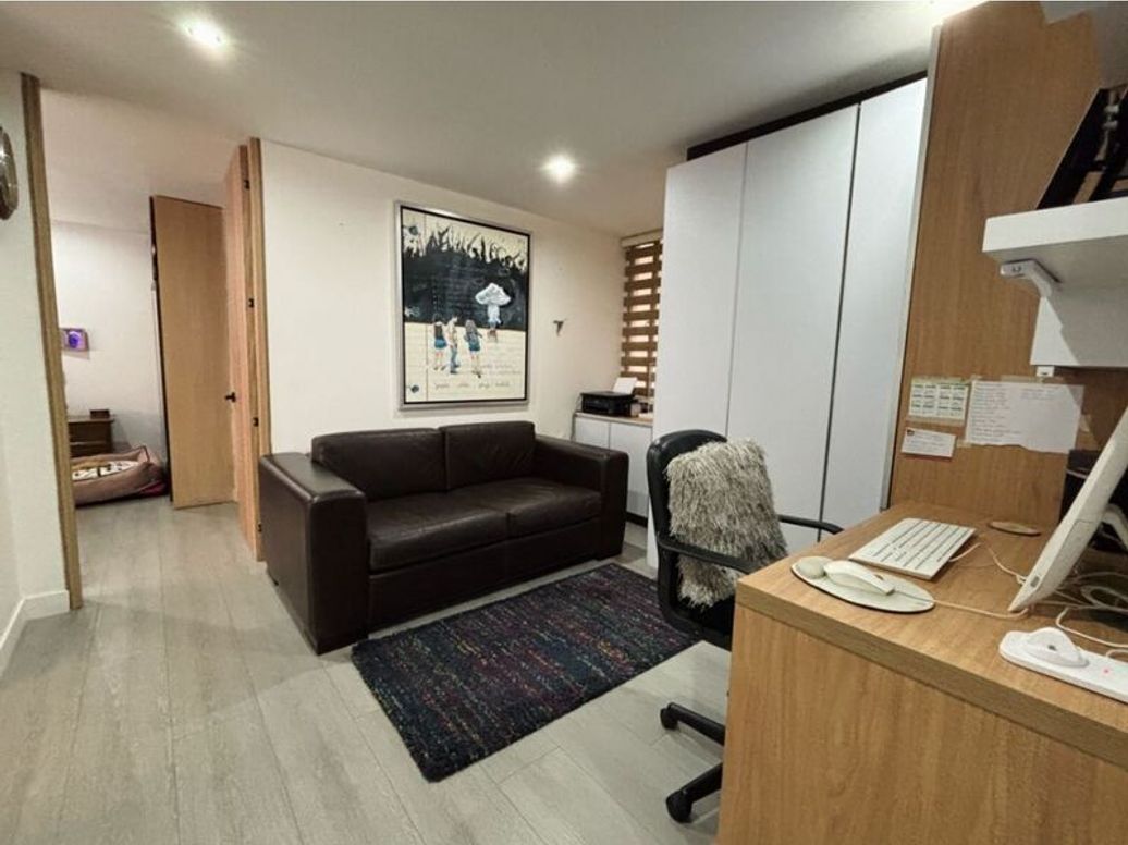 Apartamento de 3 alcobas en venta en Santa Barbara Occidental, Bogotá, 143 m² · foto 11 de 16
