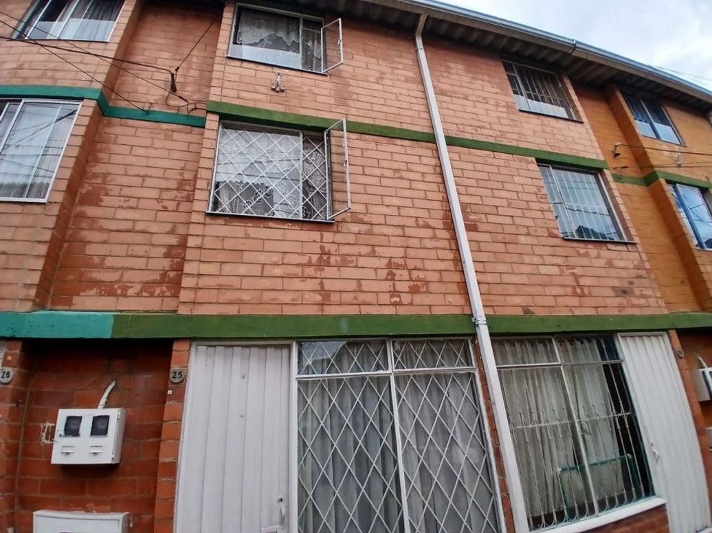 Casa de 2 alcobas en venta en Cr Villas De Alcala Et. Iii, Bogotá, 42 m² · foto 3 de 17