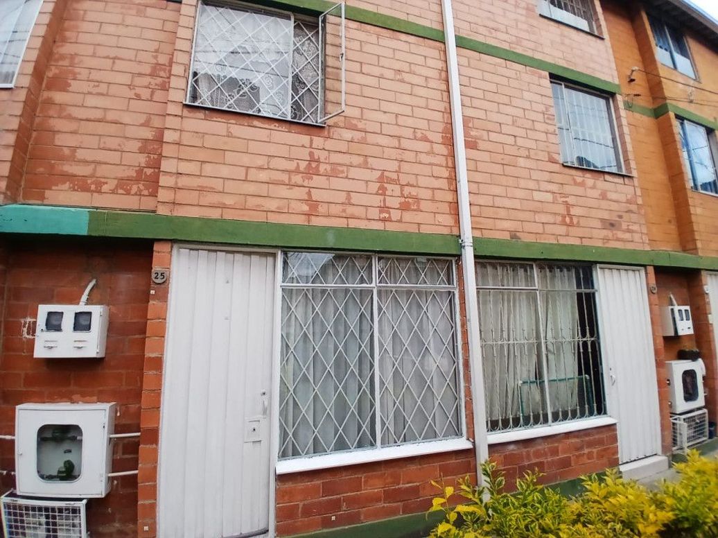 Casa de 2 alcobas en venta en Cr Villas De Alcala Et. Iii, Bogotá, 42 m² · foto 9 de 17