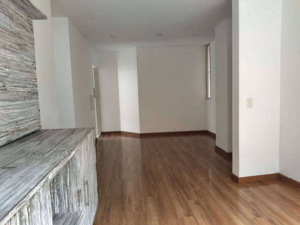Apartamento de 2 alcobas en venta en Mónaco, Bogotá, 75 m² · foto 3 de 20