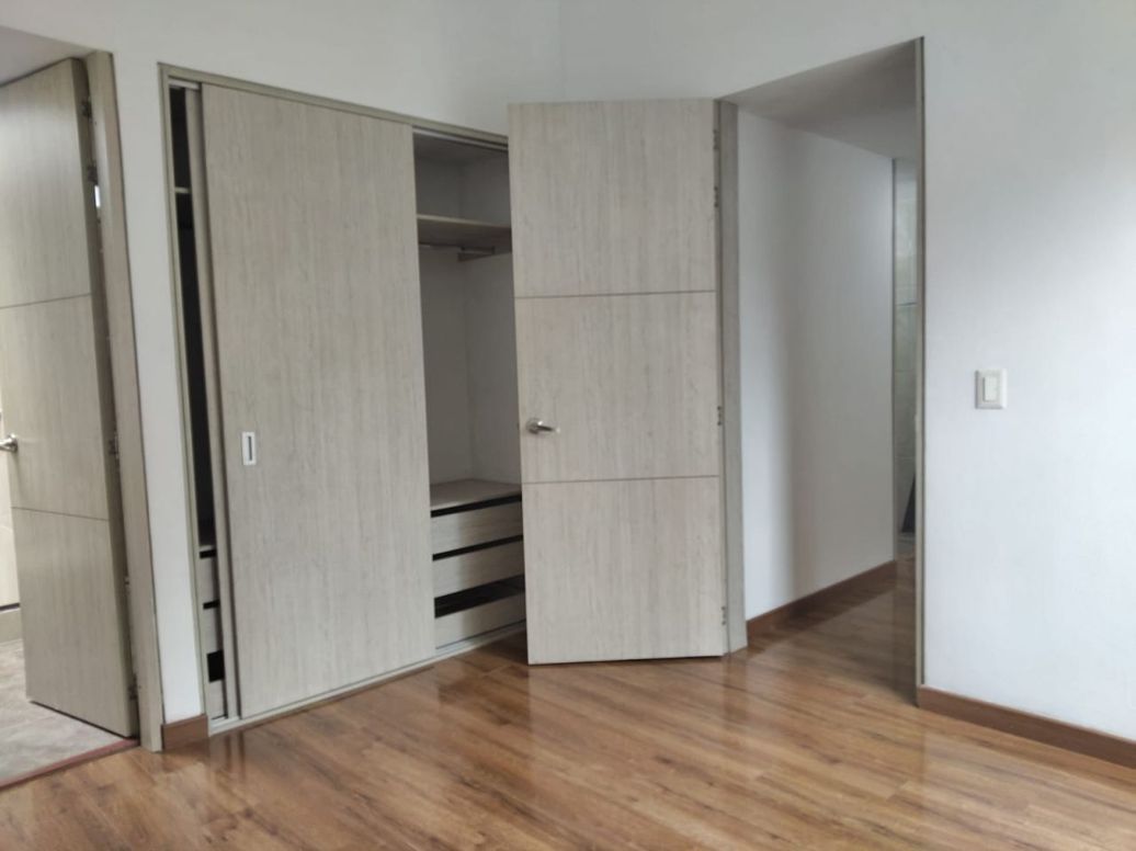 Apartamento de 2 alcobas en venta en Mónaco, Bogotá, 75 m² · foto 15 de 20