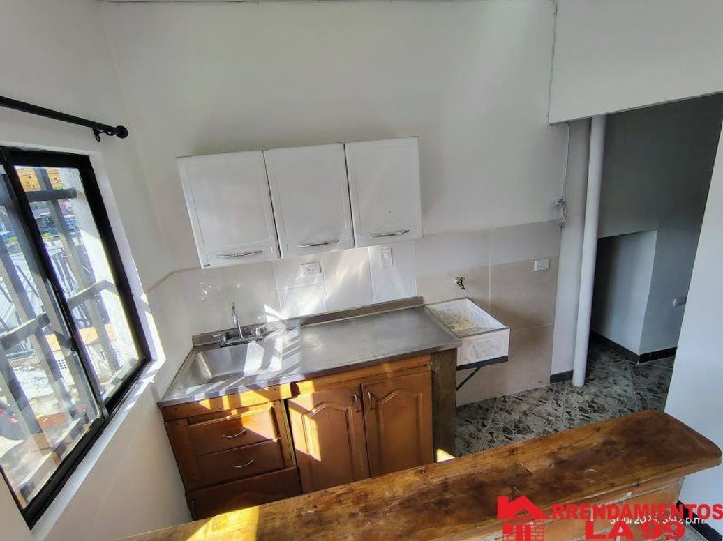 Apartaestudio en Arriendo con el Código 1508 en San Javier 1