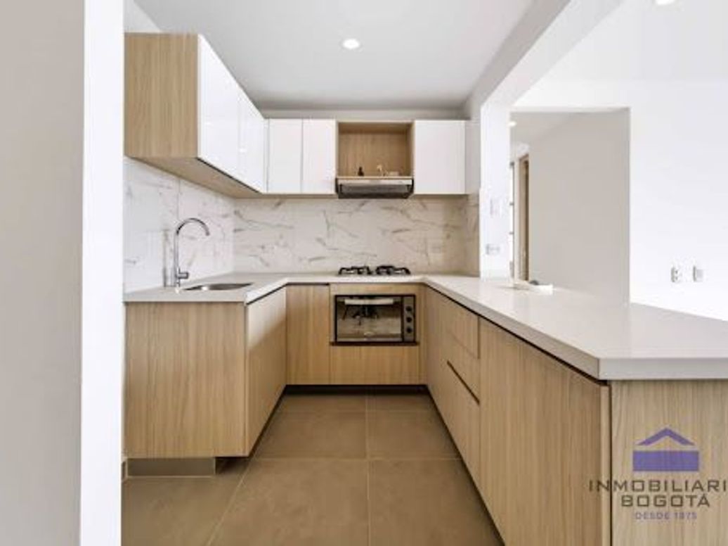 Apartamento de 3 alcobas en venta en Casablanca, Bogotá, 71 m² · foto 7 de 20