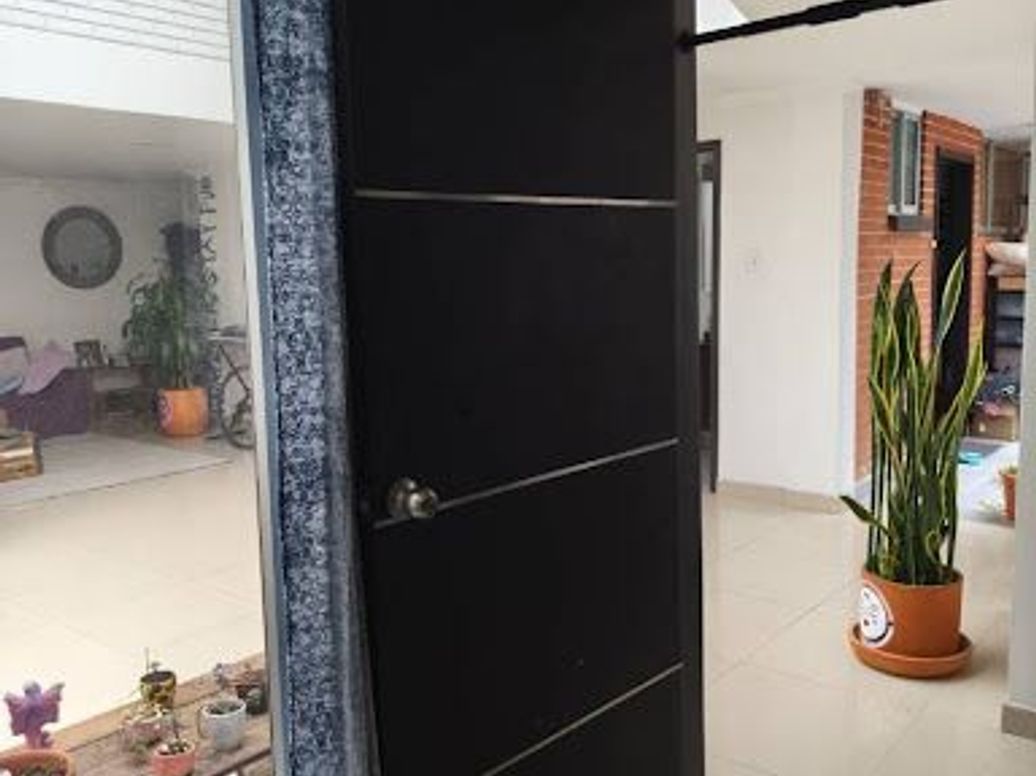 Apartamento de 2 alcobas en venta en Galerías, Bogotá, 146 m² · foto 2 de 11